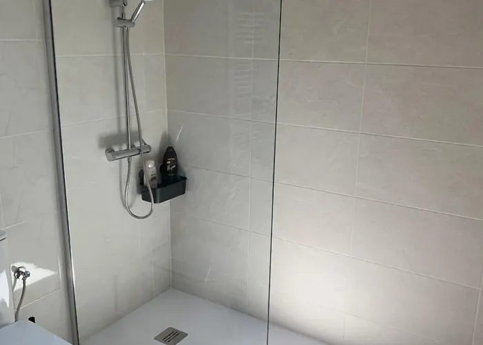 別荘 Erre Q Erre オレニャ